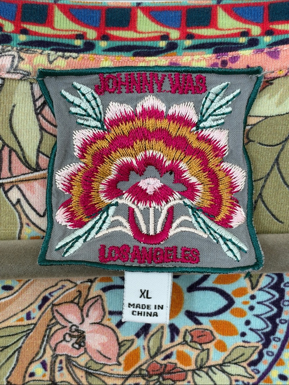 Johnny Was Los Angeles XL Floral Boho Print V Neck Rayon Stretch Top - Picture 4 of 4
